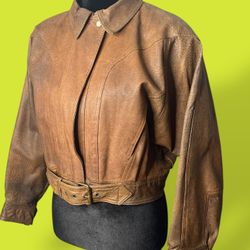 Vintage and rare 80’s genuine brown leather Robinson cropped zipper jacket with belt and snaps