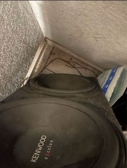 12” Subwoofers W/ 2500 Watt Amp