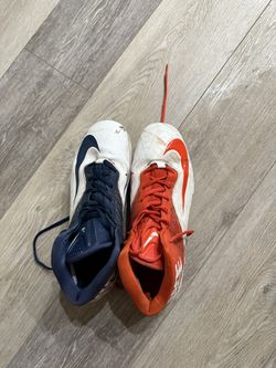 Football Cleats - Men’s 11.5