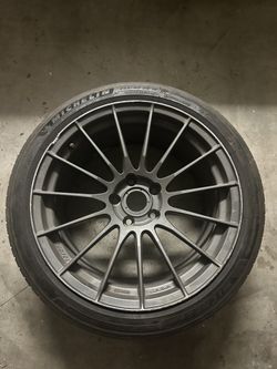 1 Enkei RS05RR 18x9.5 +35 With Michelin Pilot Sport All Season 4 245/40/18