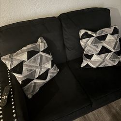 Couch for sale end table comes with it 