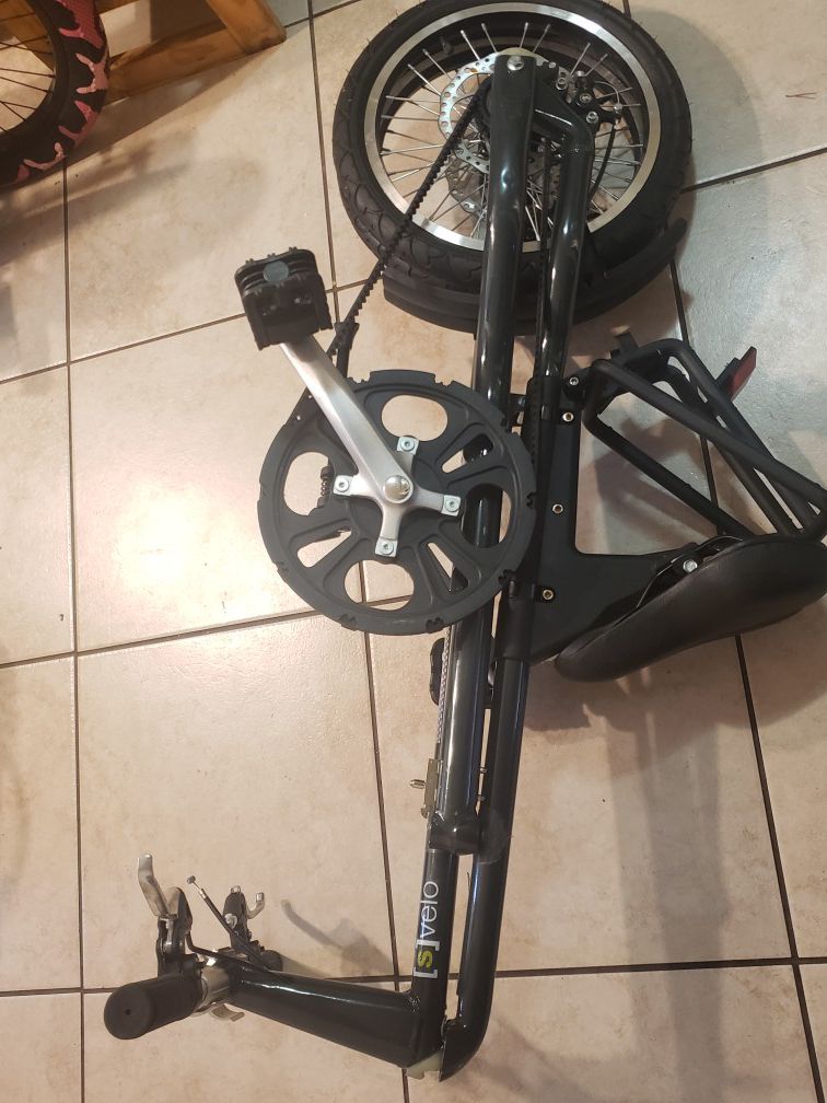 Belt drivin folding bike