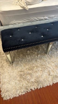 Blue velvet bench with mirrors and crystals
