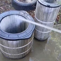 Pool Filter Cleaning 