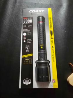COAST XP46R 8000 Lumens LED Rechargeable Flashlight