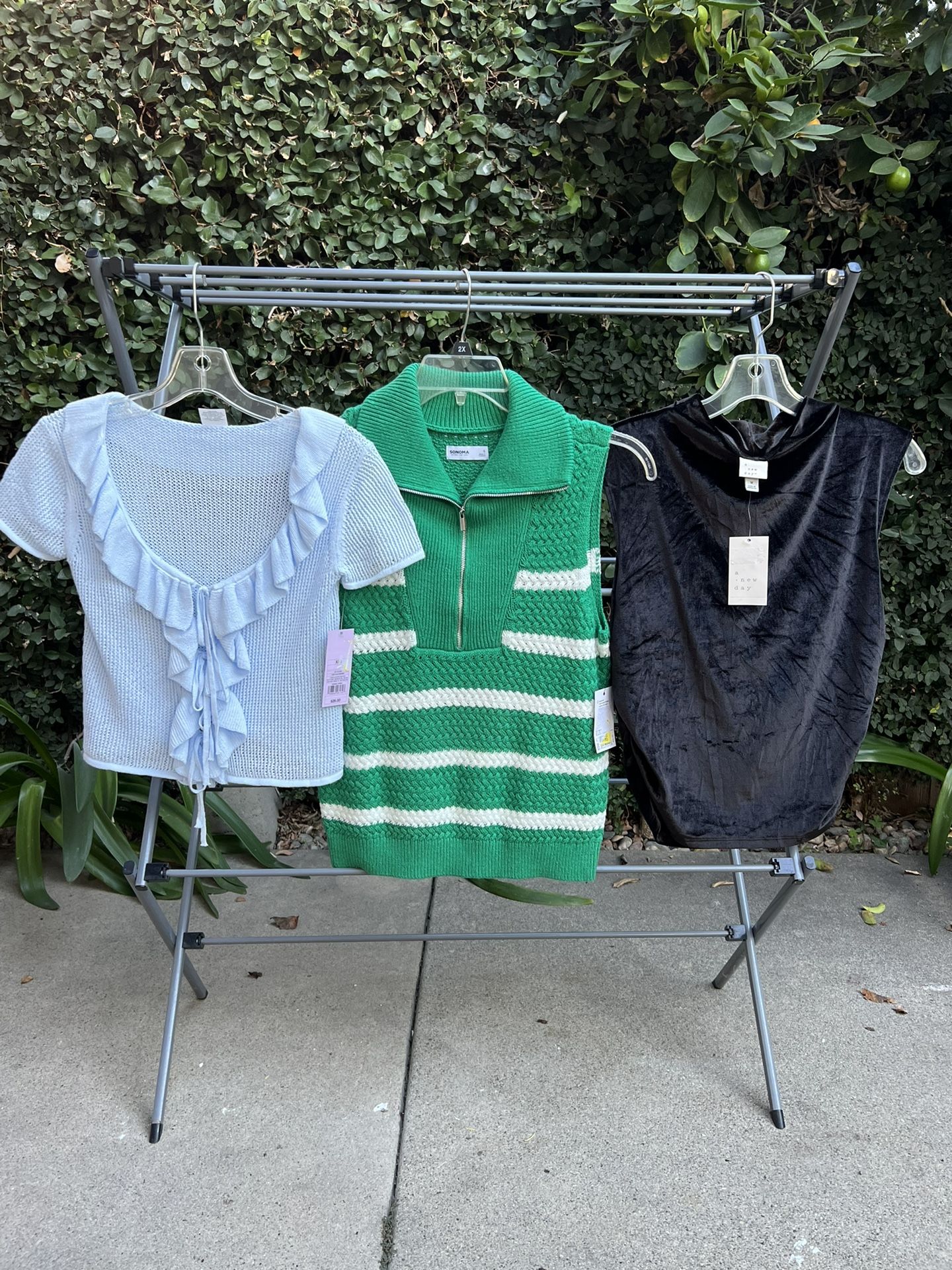 Women’s Tops 