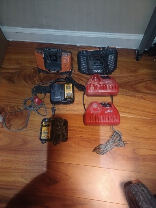 Milwaukee Dewalt Ridgid Charges