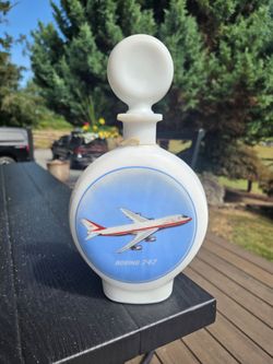 Boeing 747 Ceramic Decanter with Stopper