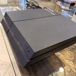 PlayStation 4 500 GB - Tested & Works Perfect