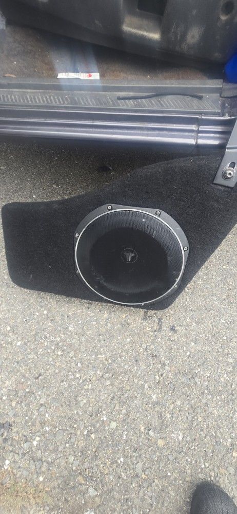 JL Audio Jeep Wrangler STEALTHBOX w/amp