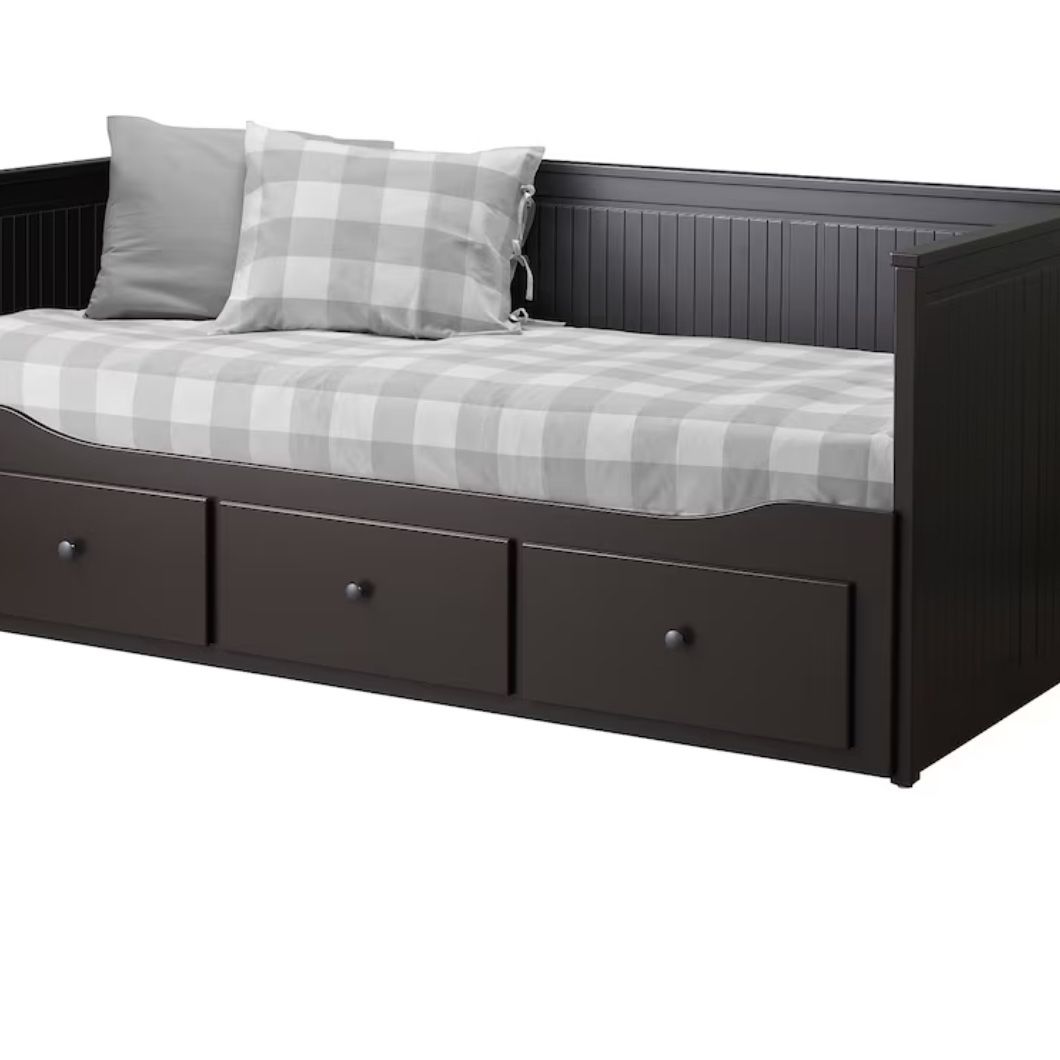 IKEA HEMNES Daybed Trundle with 3 drawers, Twin to King Size Bed 