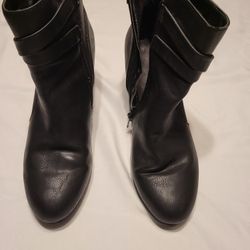 A2 Aerosoles Womens   Size 10 Black, Heeled, Ankle Boot/ Booties