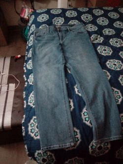 Light Wash Straight Leg Jeans