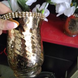Gold candle holder