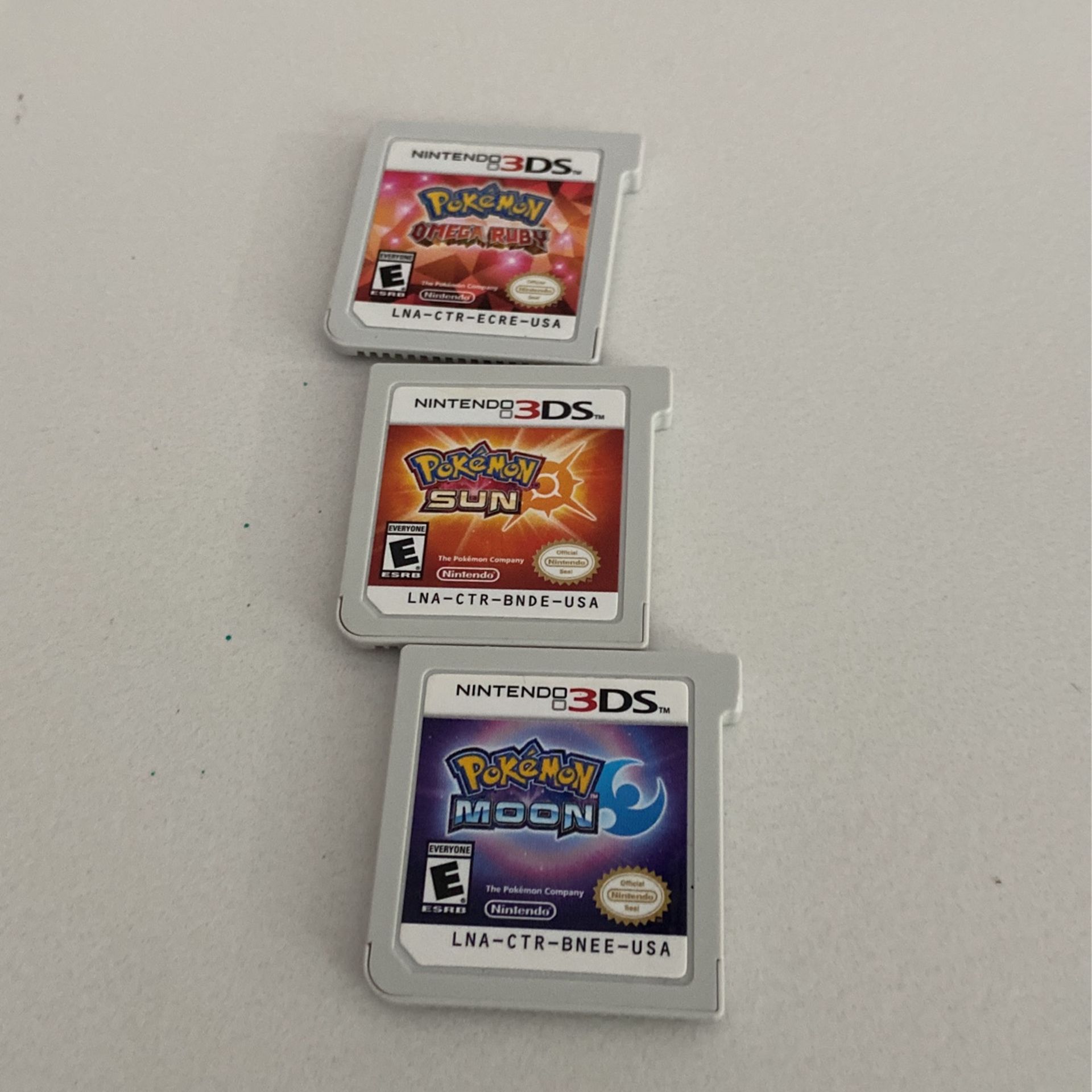 Pokémon Sun/Moon/Omega Ruby 3DS Game Cartridge