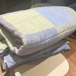 Twin Martha Stewart Comforter