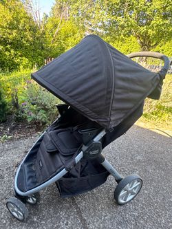 Britax B-Agile Stroller + Storage Organizer