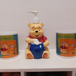 Winnie The Pooh Memorabilia 