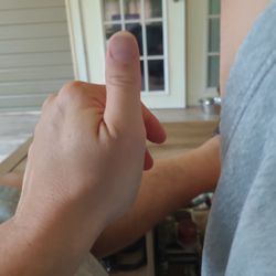 Thumps Up