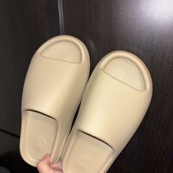 Yeezy Slides