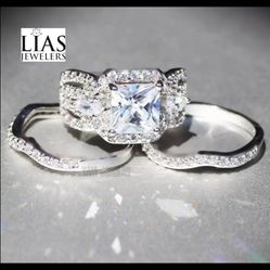 New 18k White Gold Wedding Ring Set 