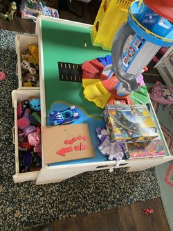 Kids Train / Toy Table & Thomas The Tank