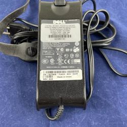 DELL GENUINE AC ADAPTER 19.5V 4.62A 90W 0U7809 WRHM