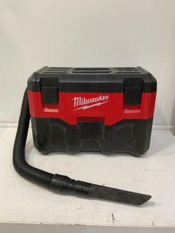 Milwaukee M18 Vacuum Wet / Dry Model 0880-20