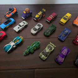 Toy Car Lot 6 (18 Cars)