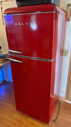 Galanz 10 Cu Ft Retro Top Mount Refrigerator