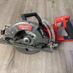 Milwaukee M18 Fuel 71/4 Rear Handle Circular Saw