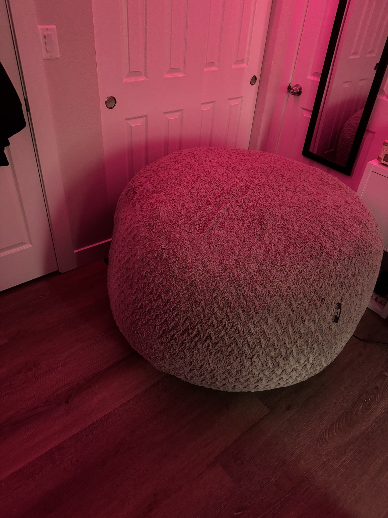 BIG BEAN BAG