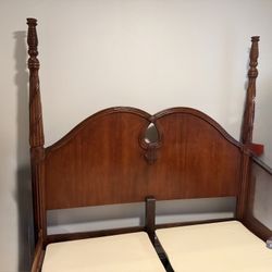 King Size Mattress And Wooden Bed