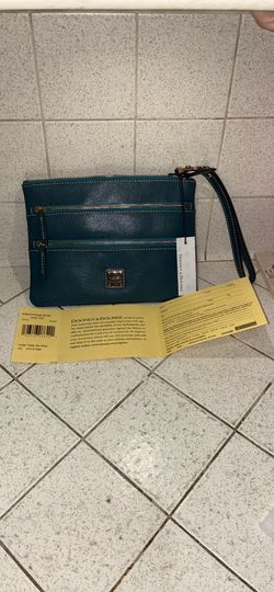 Dooney & Bourke