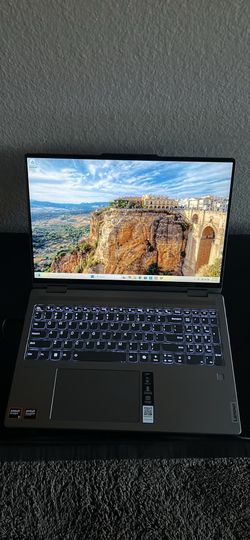 Lenovo Yoga 7