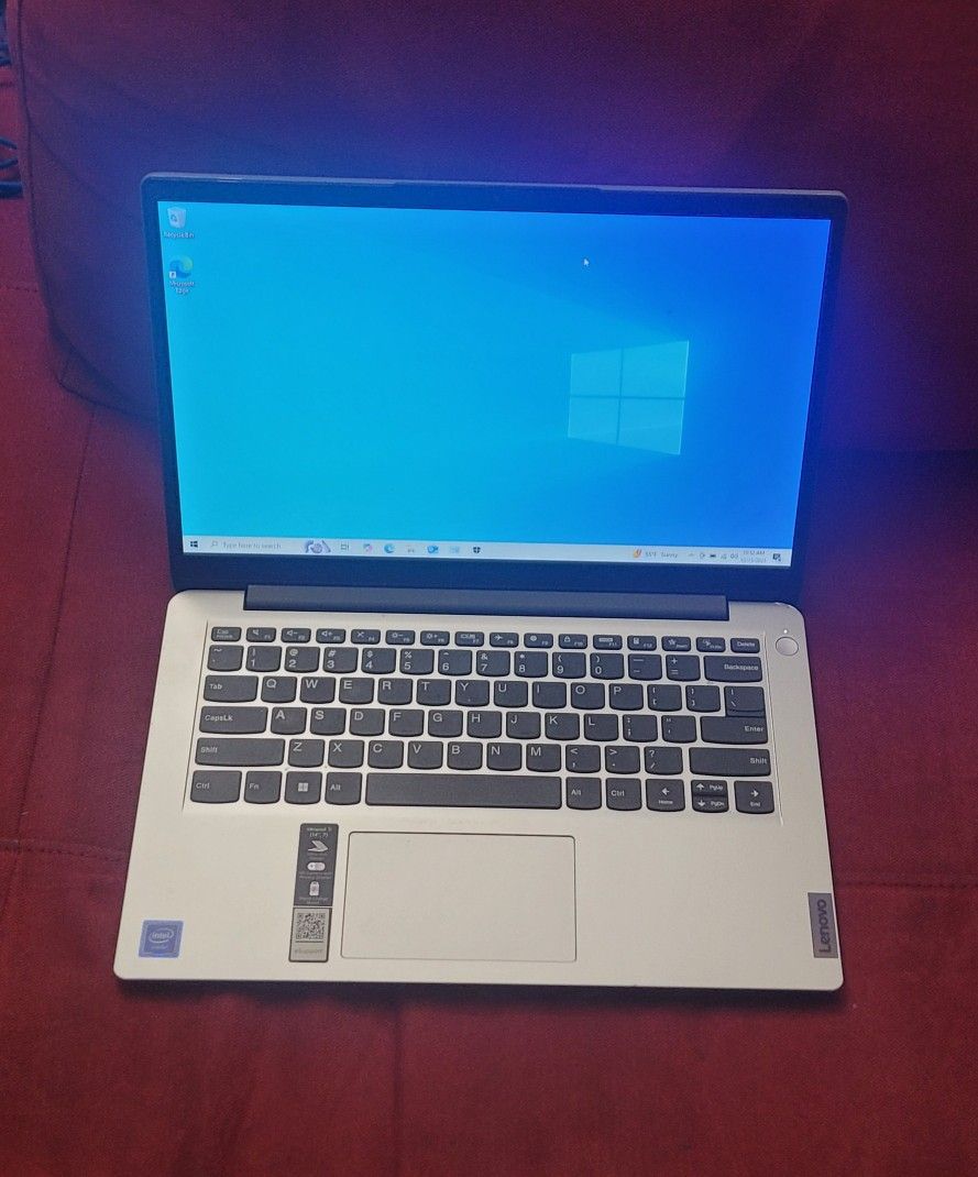 Lenovo Ideapad 1i Laptop 