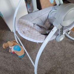 Baby Swing Up To 4 Months 