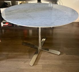 White Marble Round Table ~ Delivery Available ~