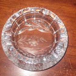 VINTAGE BOHEMIAN CZECH BRILLIANT CUT LEAD CRYSTAL Floral  5" ASHTRAY

