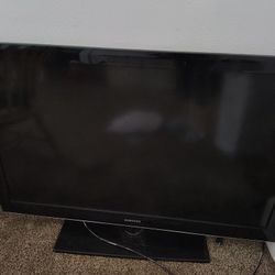 Samsung 46 Inch TV 