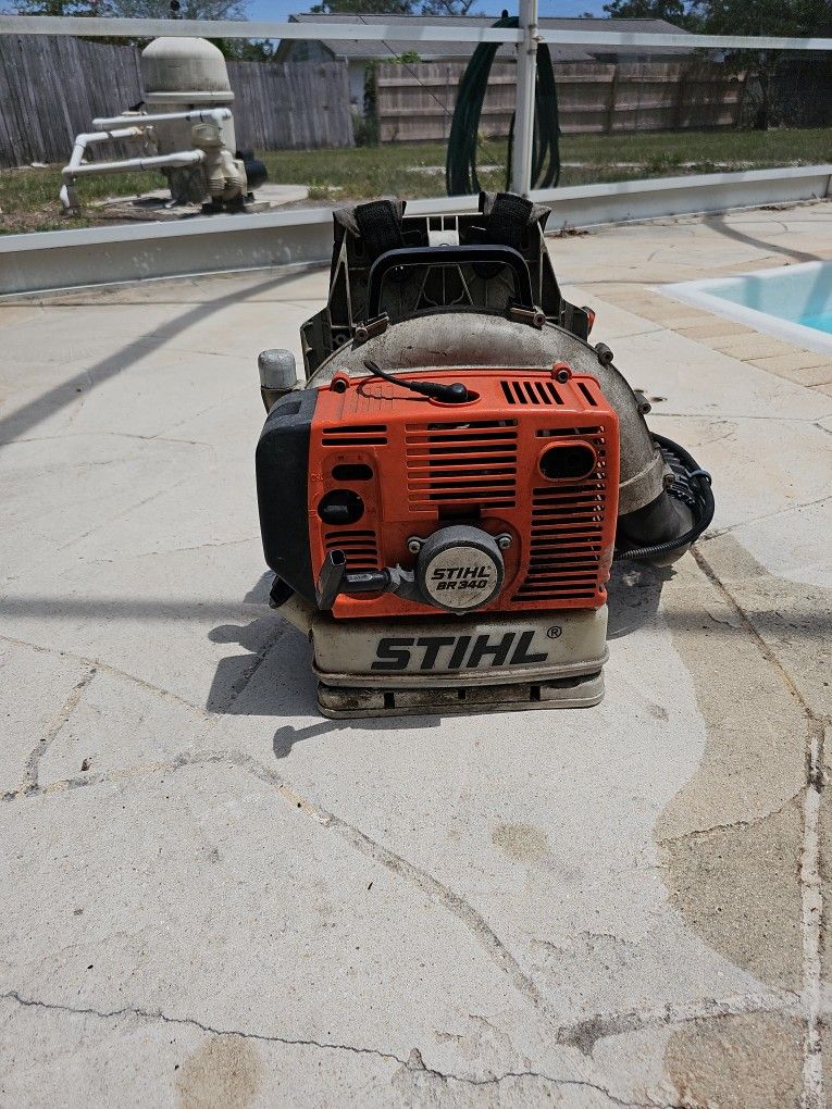 Stihl BR340 blower Runs Great 250$ OBO