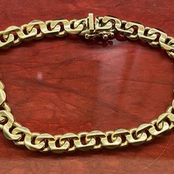 14K Solid Gold Ladies Bracelet 7”like New