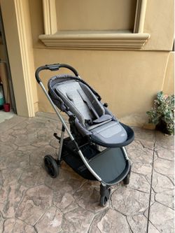 Britax Willow Grove Travel System