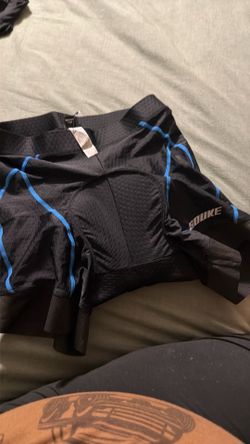 Cycling shorts