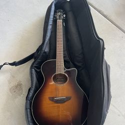 Yamaha APX-600 Acoustic /Electric Guitar 