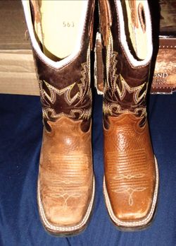 Red Diamond Boots
