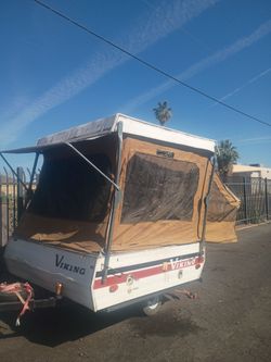 1979 Viking pop up trailer