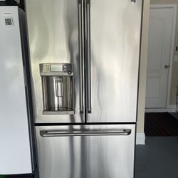 GE Cafe Refrigerator - Bottom Freezer