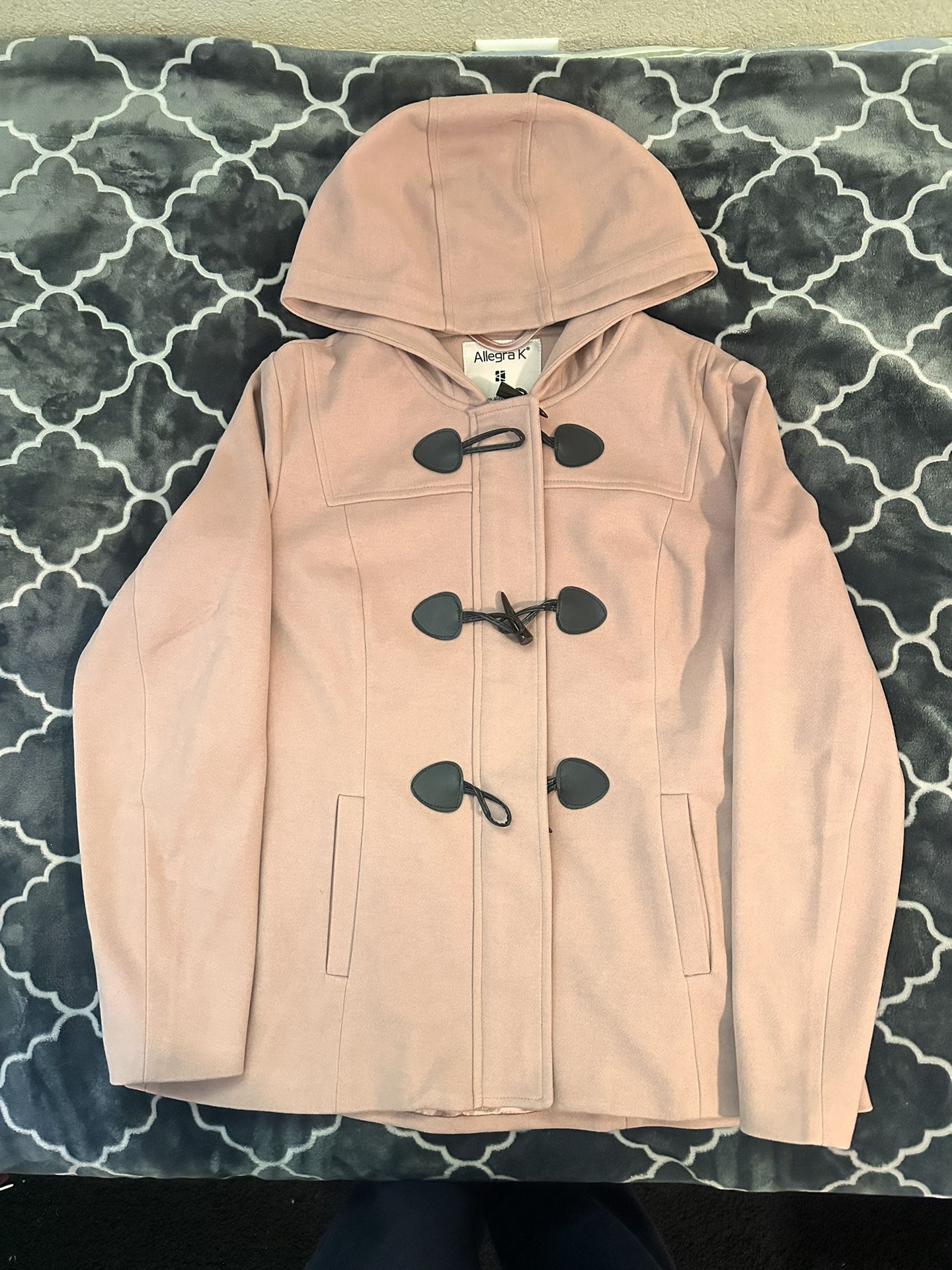Women’s Winter Coat Size Medium