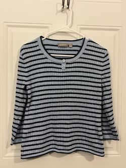 Women’s Petite Medium Croft & Barrow Blue Striped Sweater with Button Accent